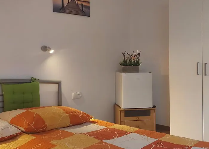 Grosik 民宿 莱鲍